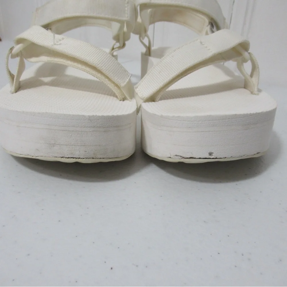 Teva Y2K White Flatform Universal Sandals Size 8 - Picture 10 of 16